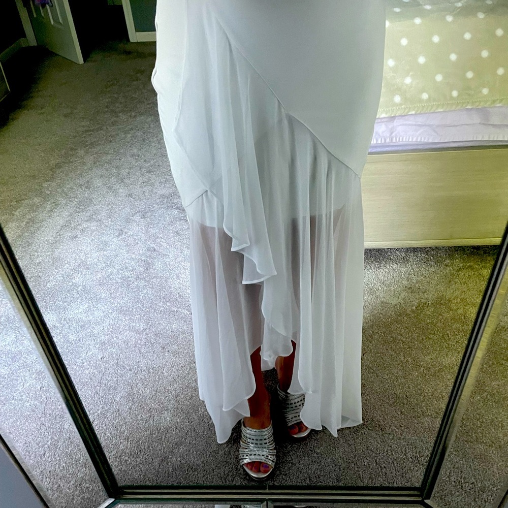 bebe White High-Low Sheer Ruffle Skirt